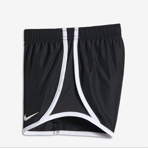 NIKE Youth running shorts